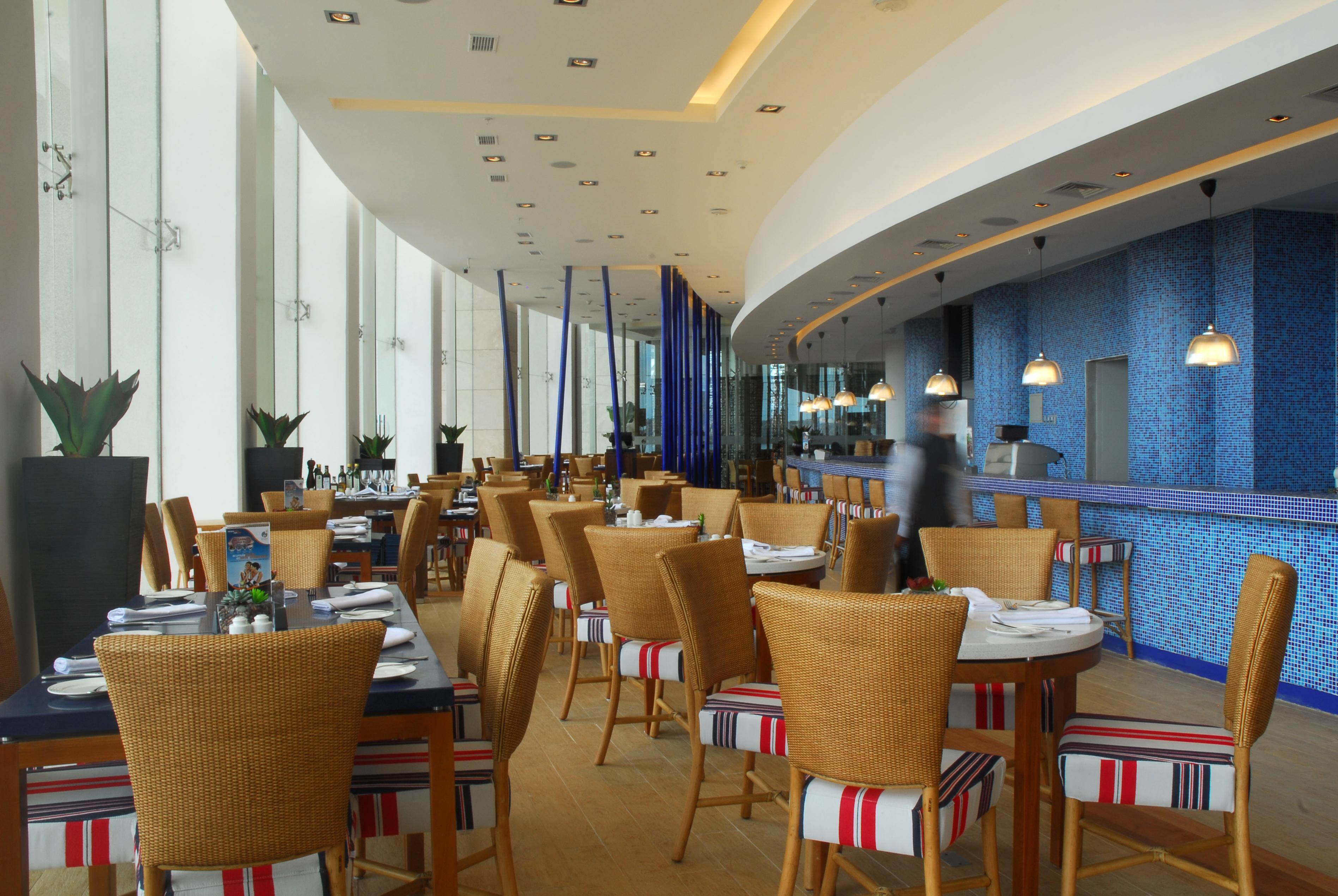 Enjoy Coquimbo Hotell Exteriör bild The interior of the restaurant