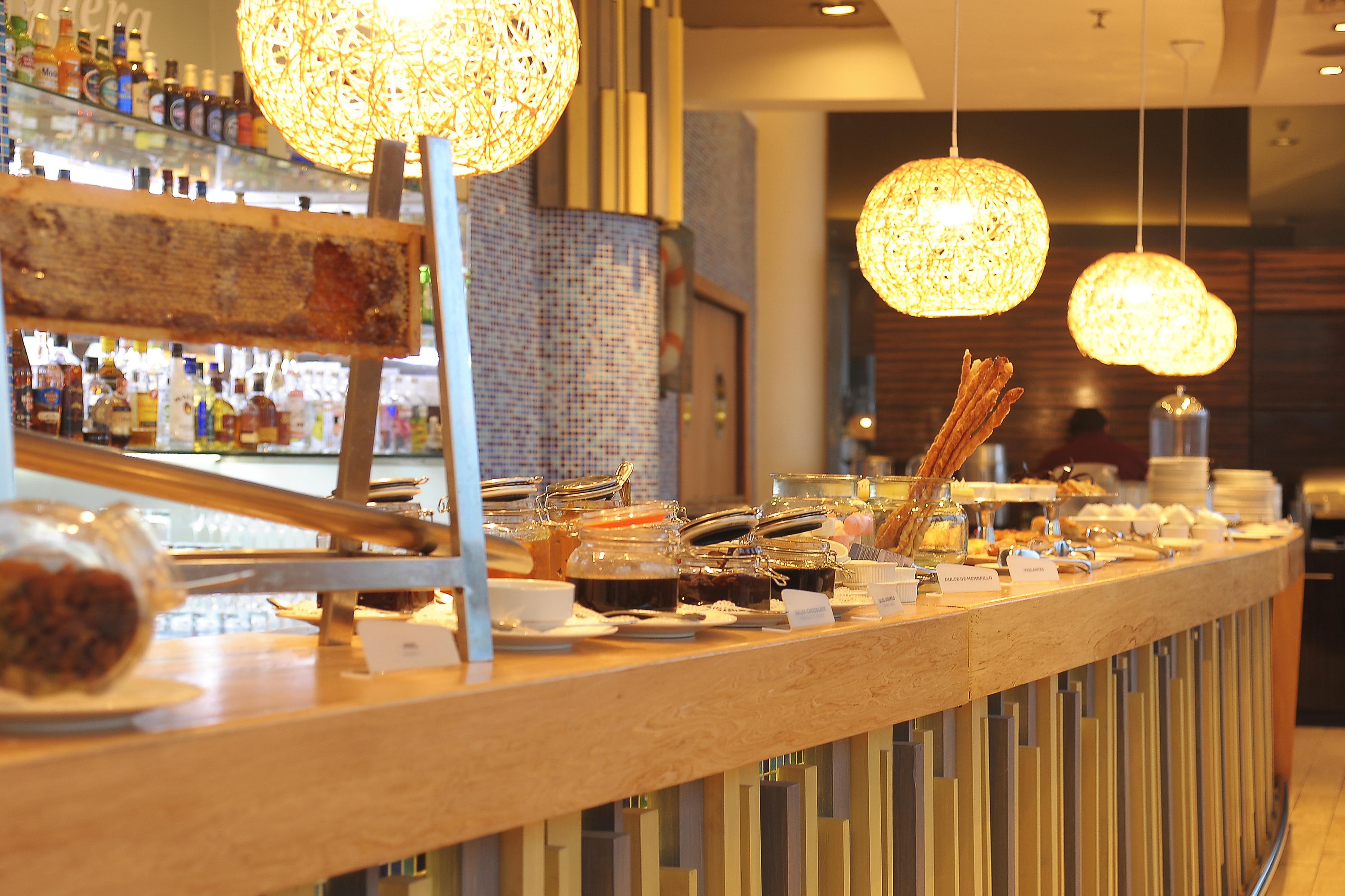 Enjoy Coquimbo Hotell Exteriör bild The bar at the restaurant