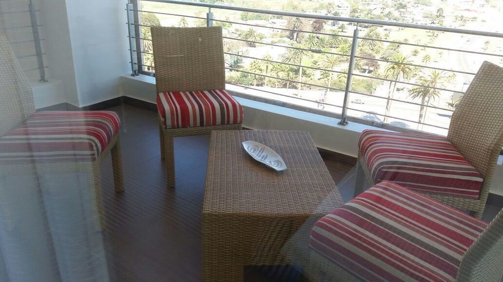 Enjoy Coquimbo Hotell Exteriör bild A balcony in a hotel